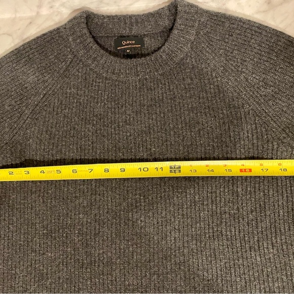 Quince 100% Mongolian Cashmere Fisherman’s Crewneck Sweater M - Picture 4 of 6